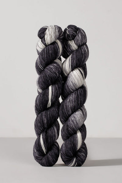 Urth Yarns Gusto Wool Echoes Fingering Yarn