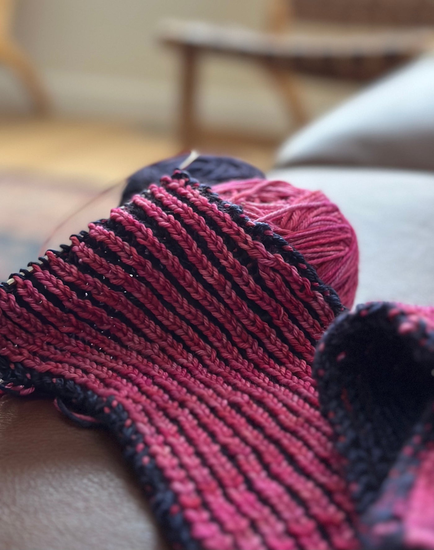 Intro to 2-Color Brioche Knit Flat