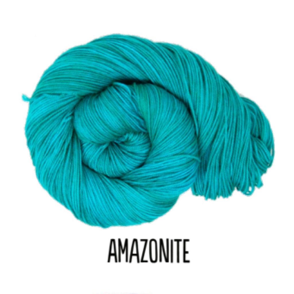 Knitted Wit Fingering Semi-Solids Superwash Merino Wool Knitting Yarn