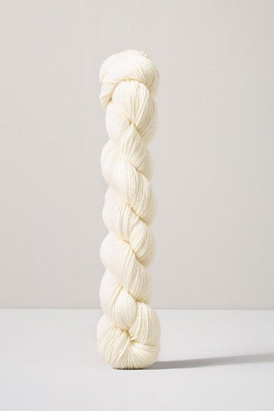 Urth Yarns 16 Fingering Merino Knitting Yarn