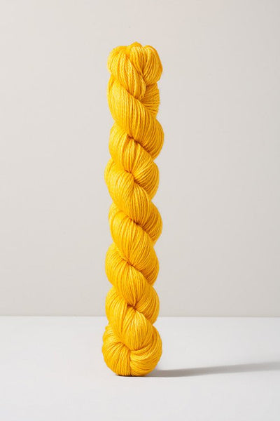 Urth Yarns 16 Fingering Merino Knitting Yarn