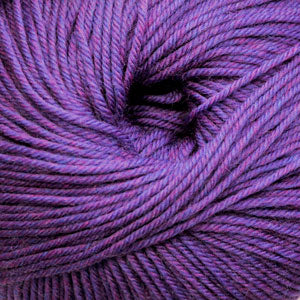 Cascade 220 Superwash In Purple | Fillory Yarn